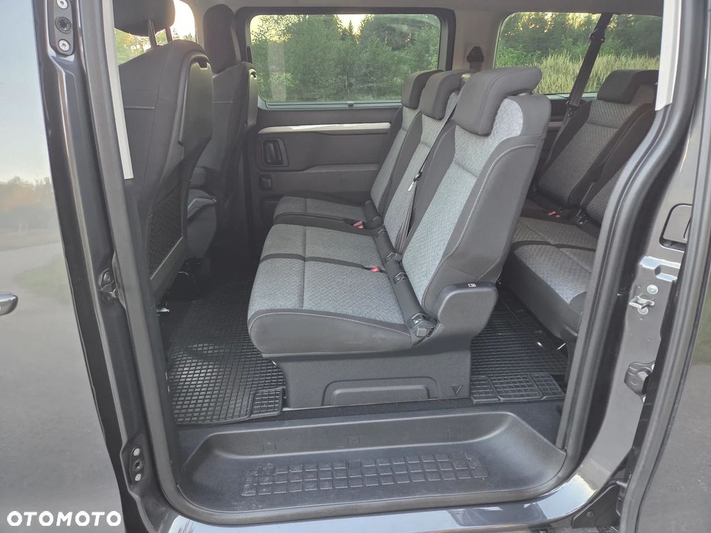 Peugeot Traveller 2.0 BlueHDi Long Business EAT8 - 10
