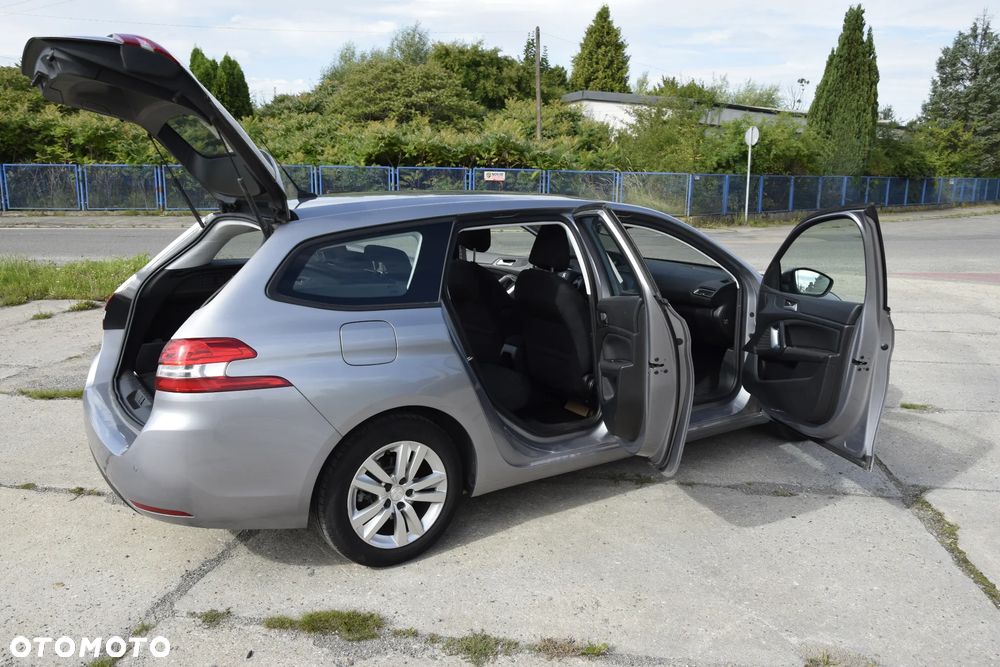 Peugeot 308 - 4