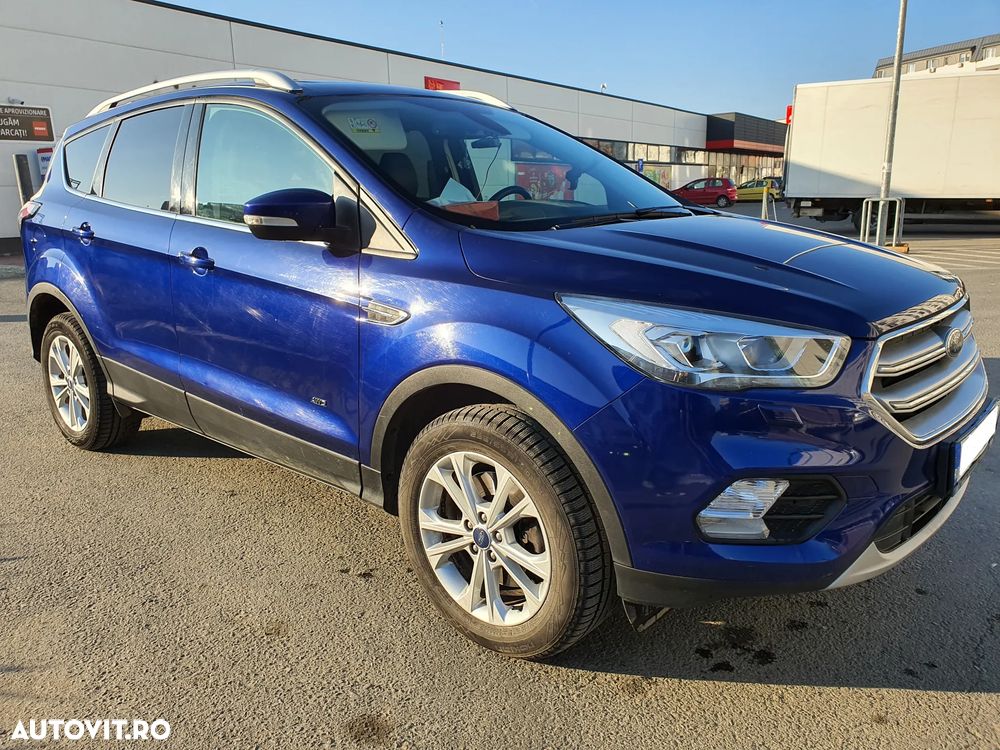 Ford Kuga 2.0 TDCi 4WD Powershift Titanium - 1