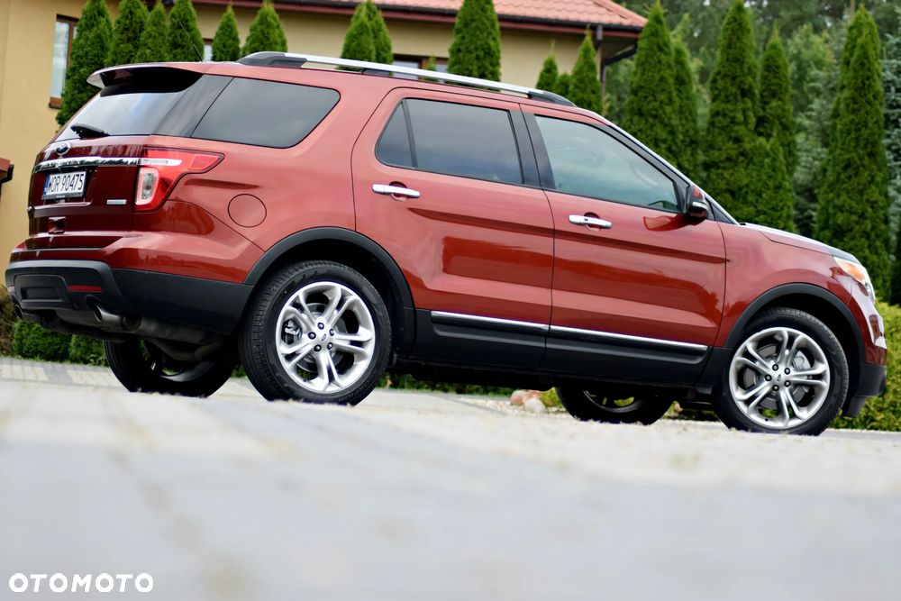 Ford Explorer - 25
