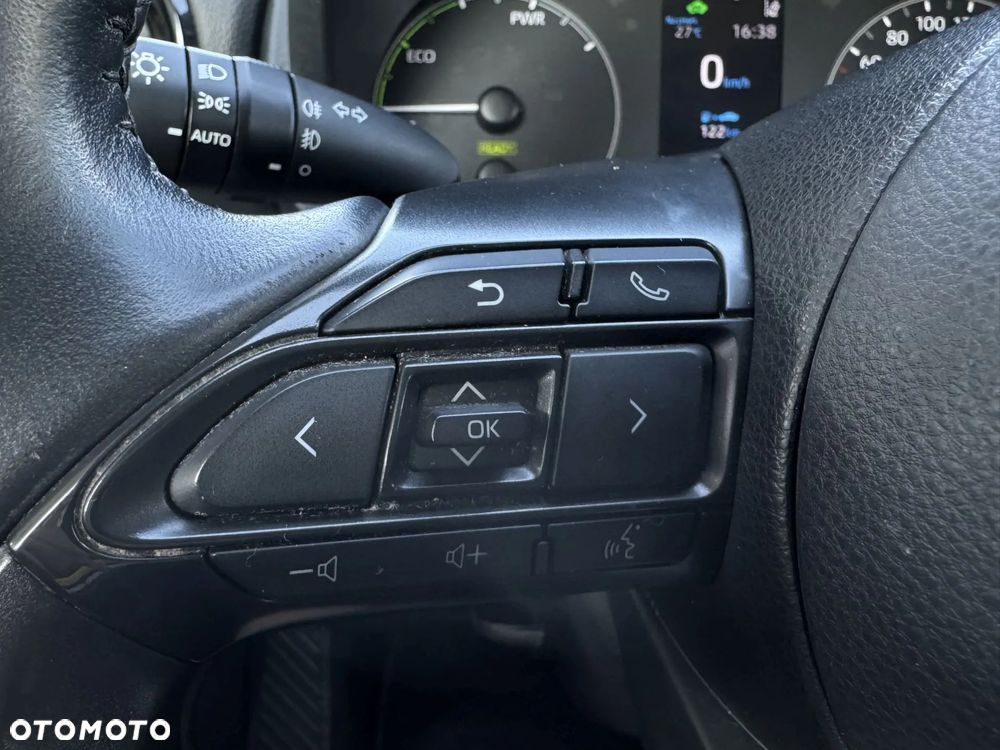 Toyota Yaris Hybrid 1.5 Premiere Edition - 15