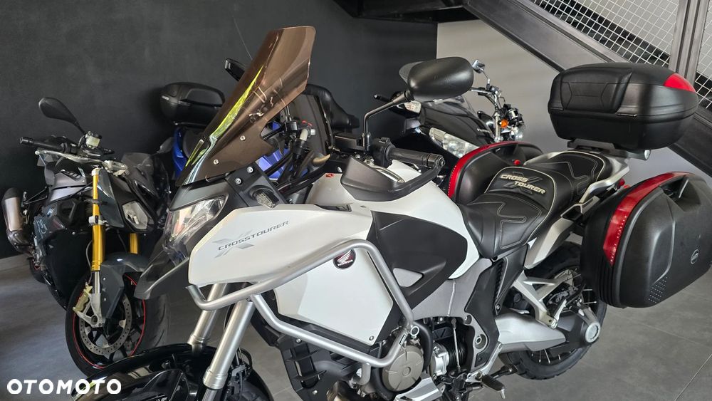 Honda VFR - 2