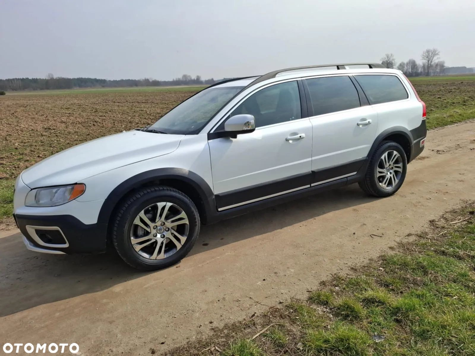 Volvo XC 70 3.2 AWD Summum - 1