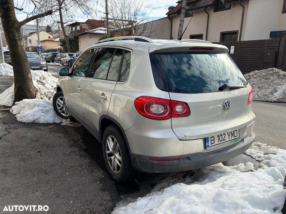 Volkswagen Tiguan - 4