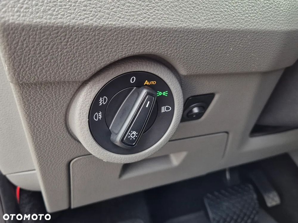 Volkswagen Transporter - 16