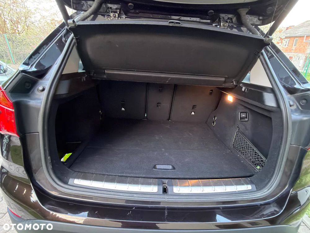 BMW X1 xDrive18d xLine - 29