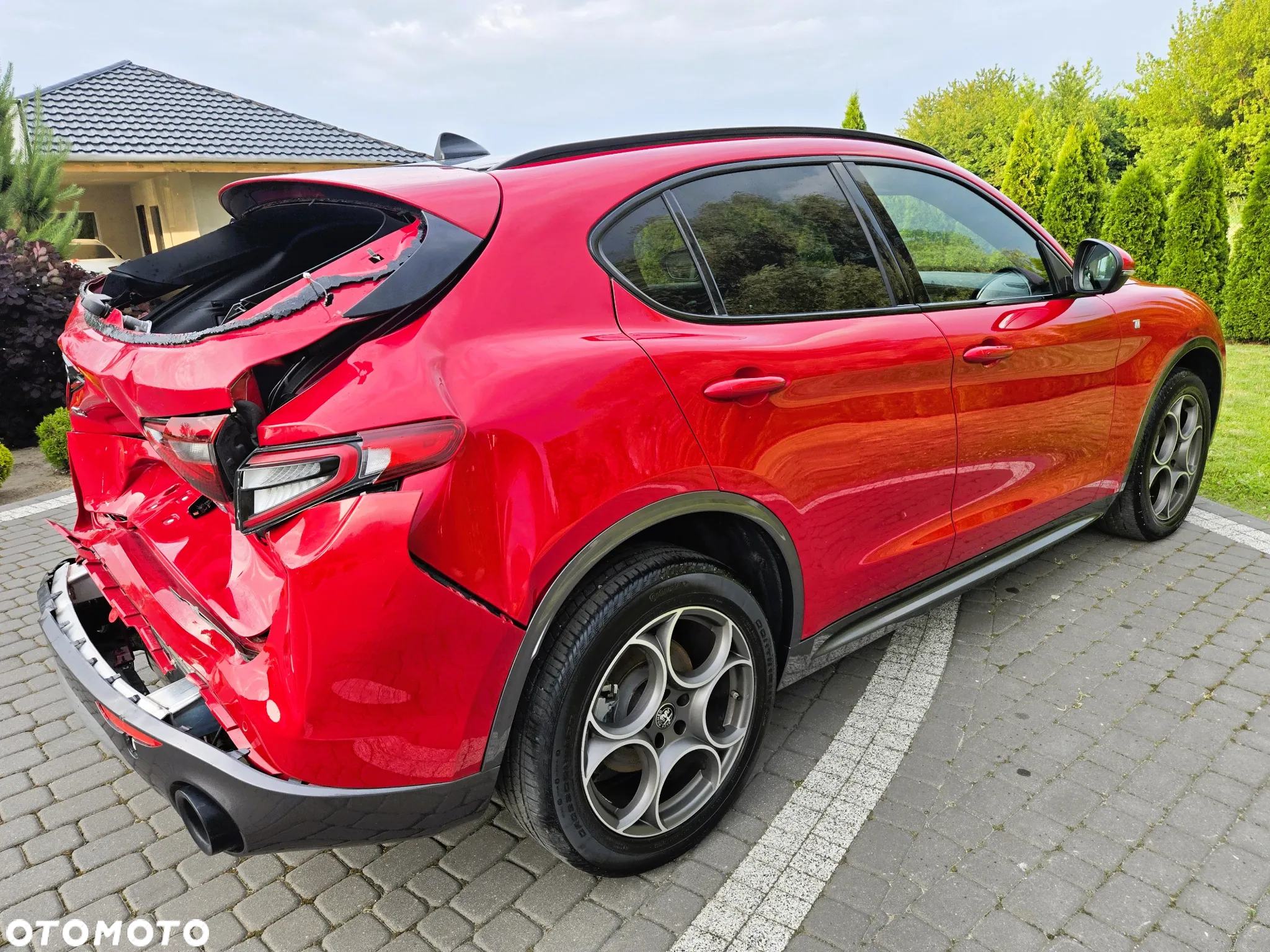 Alfa Romeo Stelvio 2.0 Turbo 16V AT8-Q4 Ti - 19