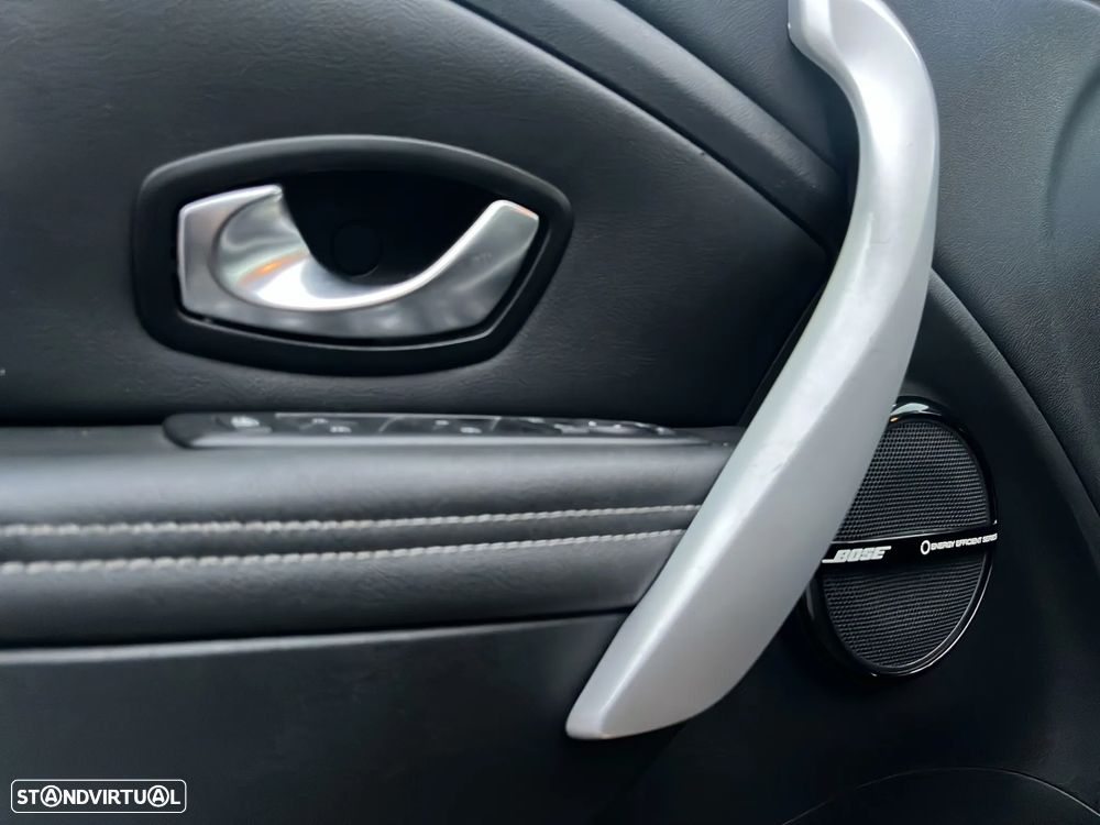 Renault Mégane Sport Tourer 1.5 dCi Bose Edition SS - 11