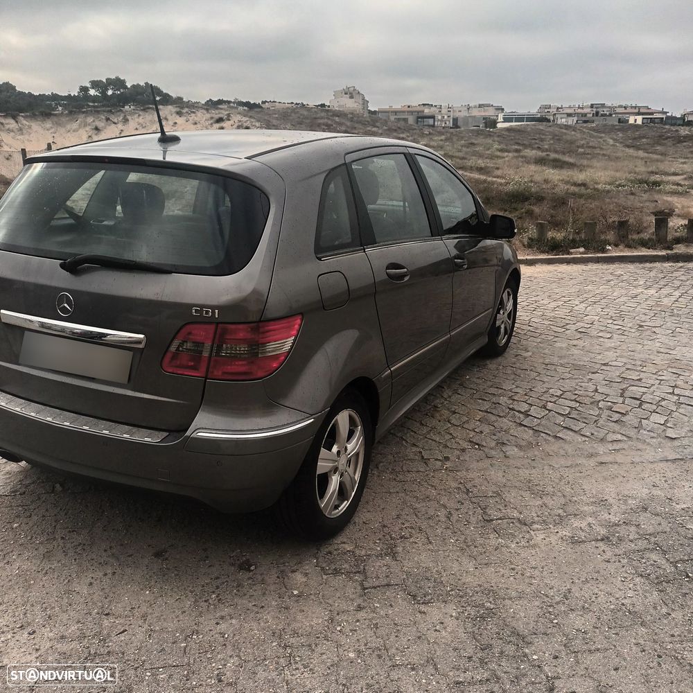 Mercedes-Benz B 180 CDI - 5