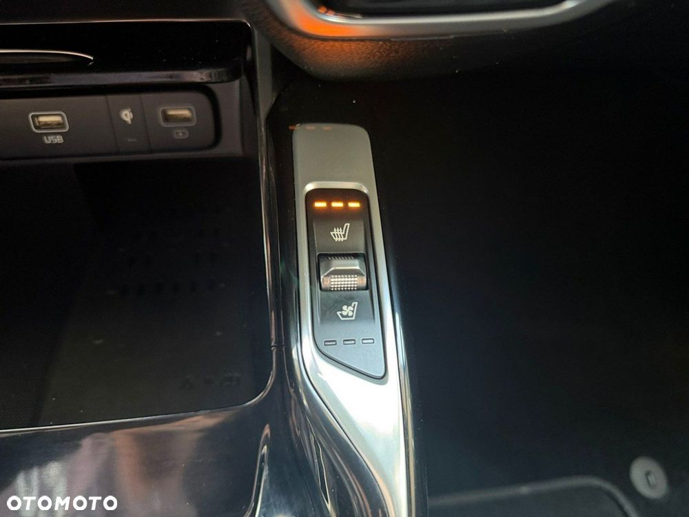 Kia Sorento - 32