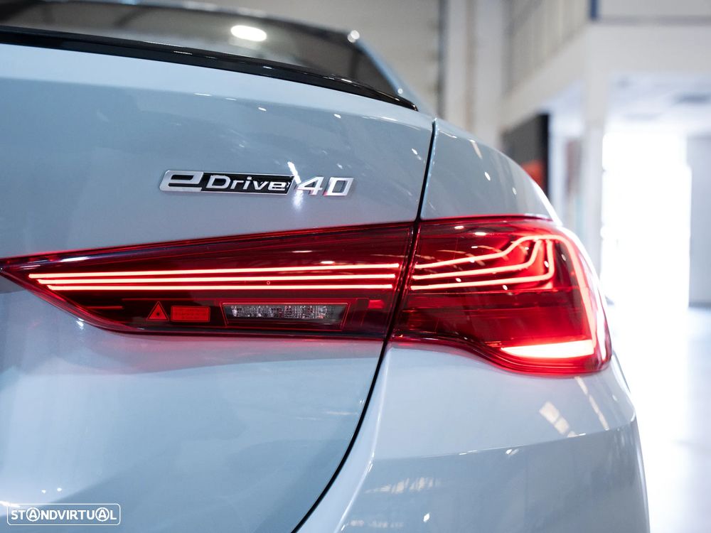 BMW i4 eDrive40 Pack Desportivo M Pro - 36