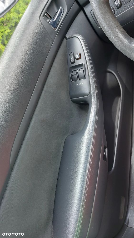 Toyota Avensis 2.0 D-4D Sol - 13