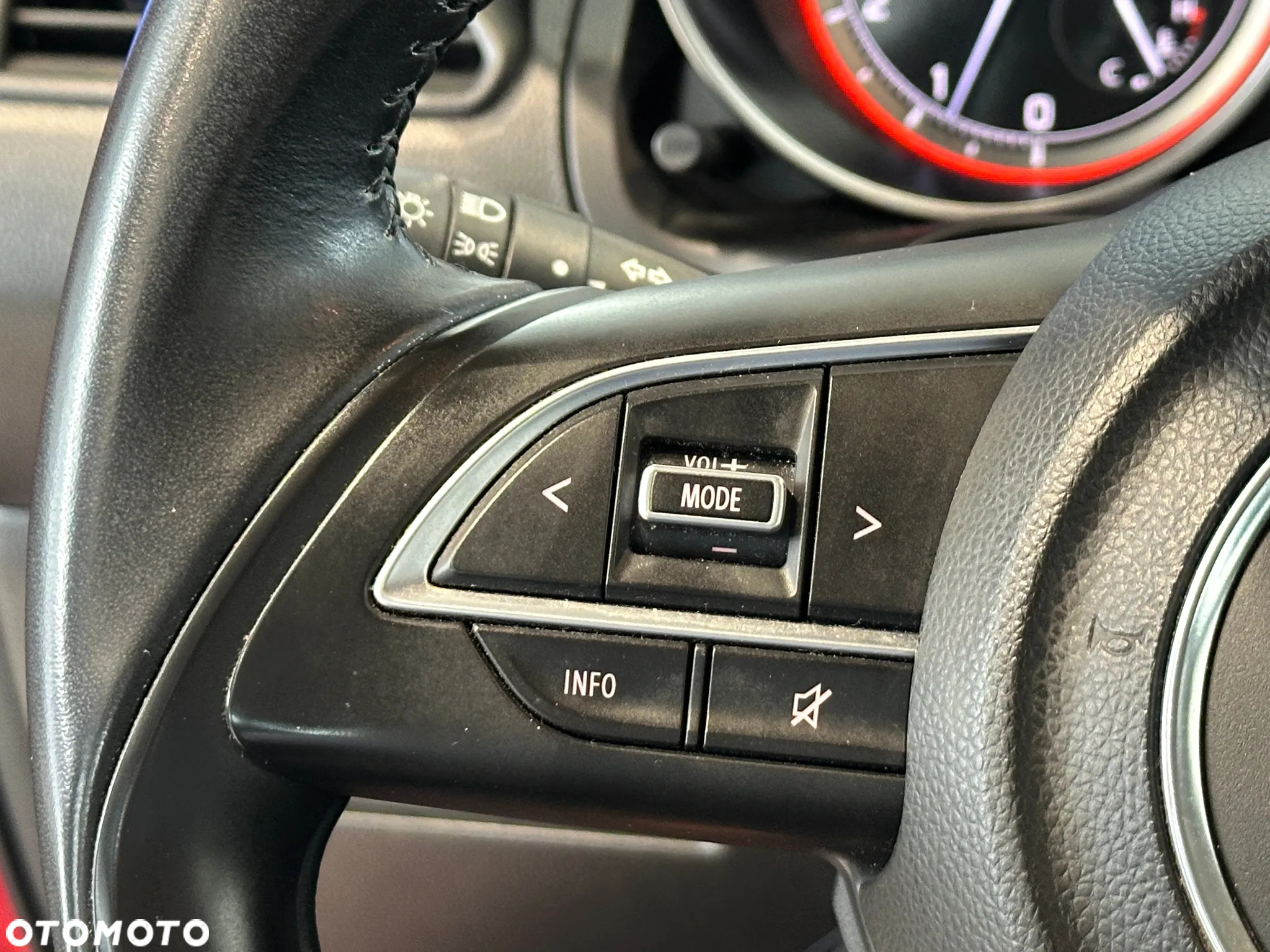 Suzuki Swift 1.2 Premium - 21