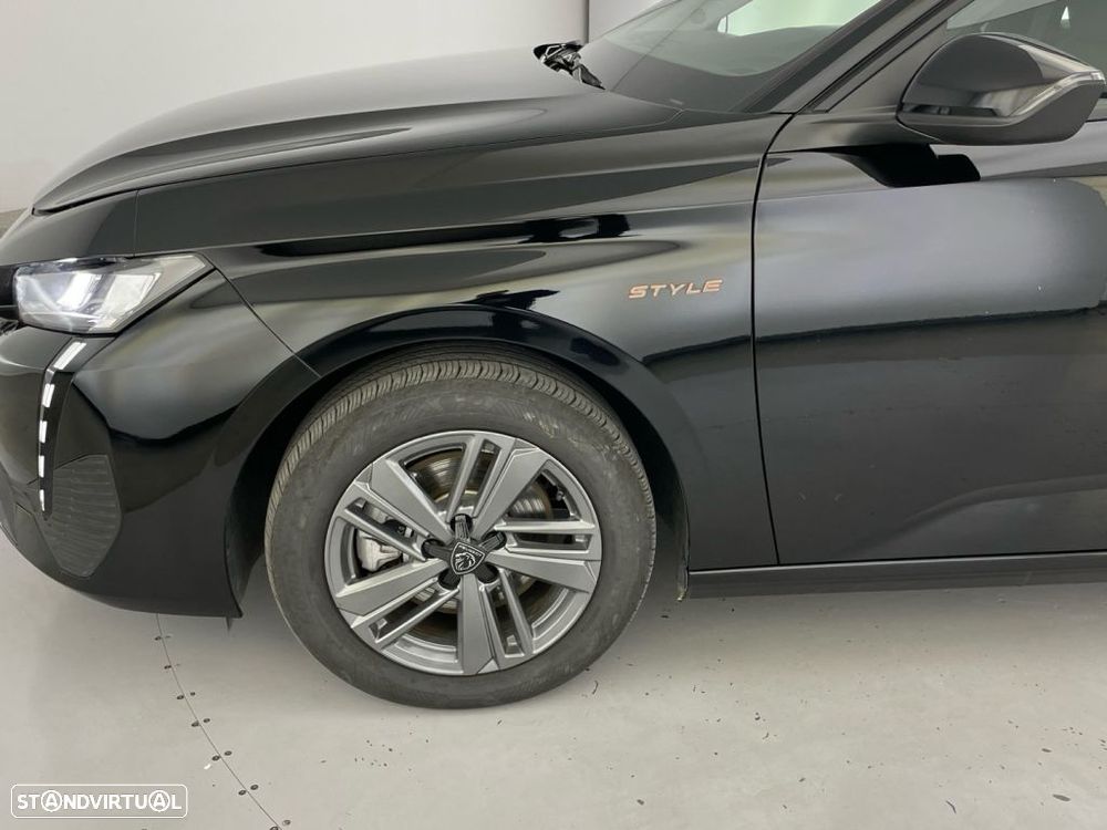 Peugeot 308 1.2 Hybrid Style e-DCS6 - 19