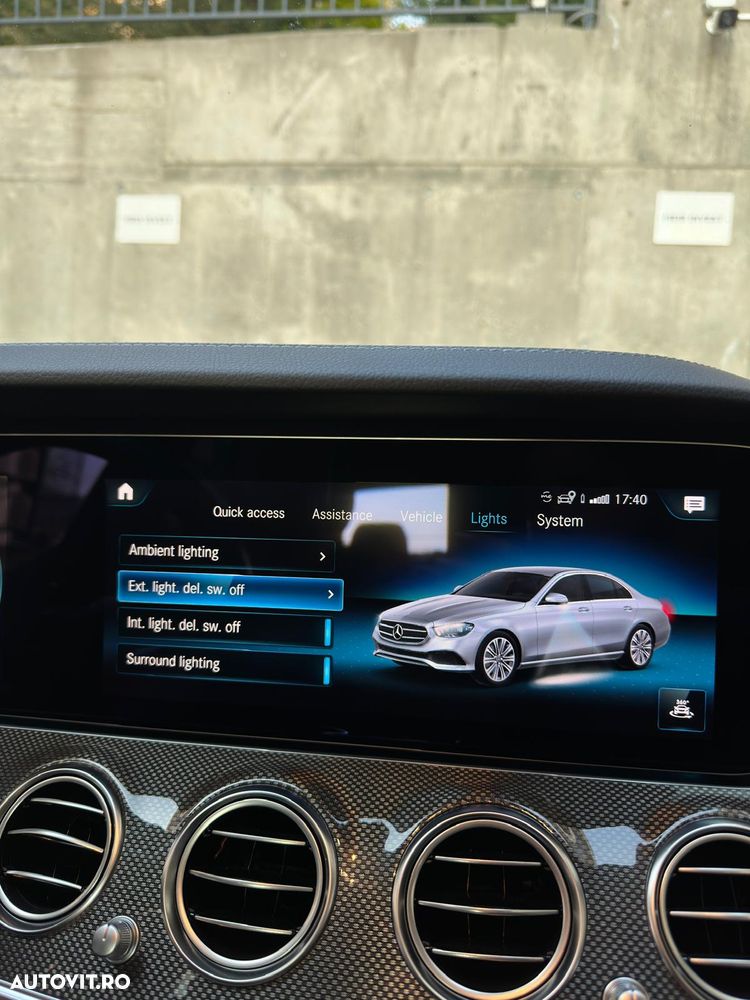 Mercedes-Benz E 300 4MATIC 9G-TRONIC AMG Line - 17