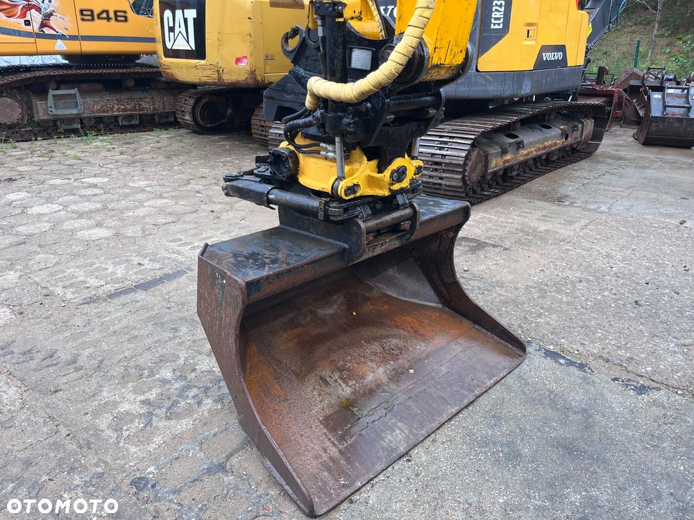 JCB JS145W - 10