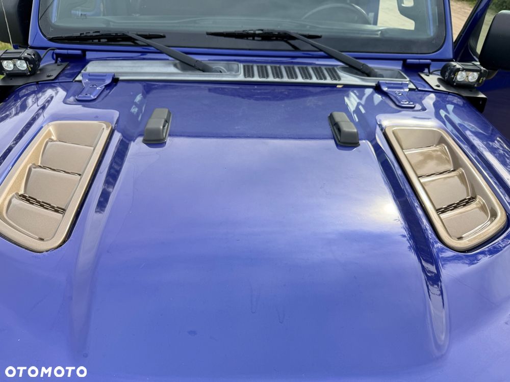 Jeep Wrangler Unlimited 3.6 Automatik Sahara - 32
