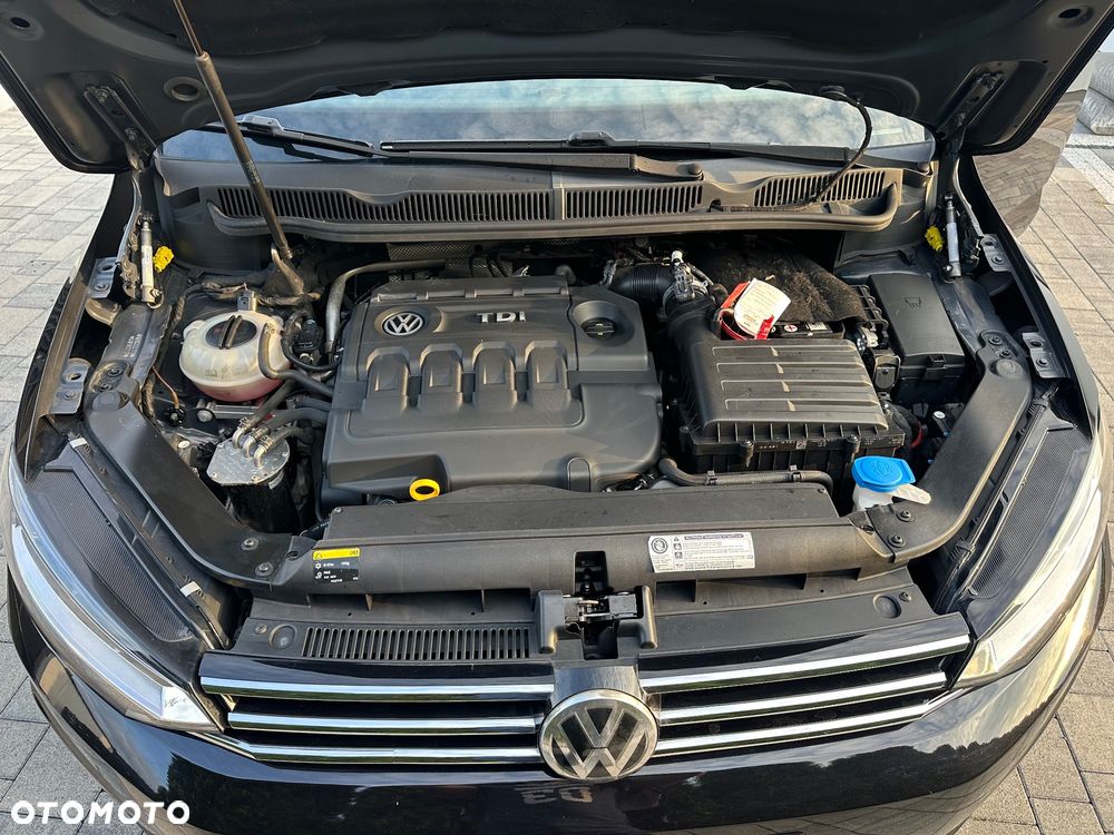 Volkswagen Touran 1.6 TDI SCR BlueMotion Technology Comfortline - 38