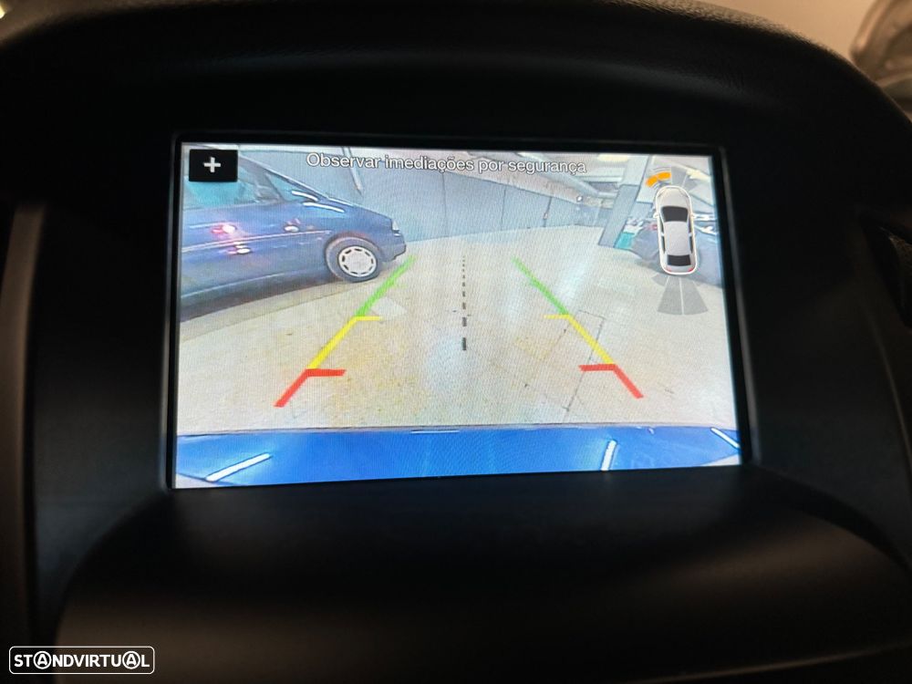 Ford Focus 1.0 EcoBoost Titanium - 24