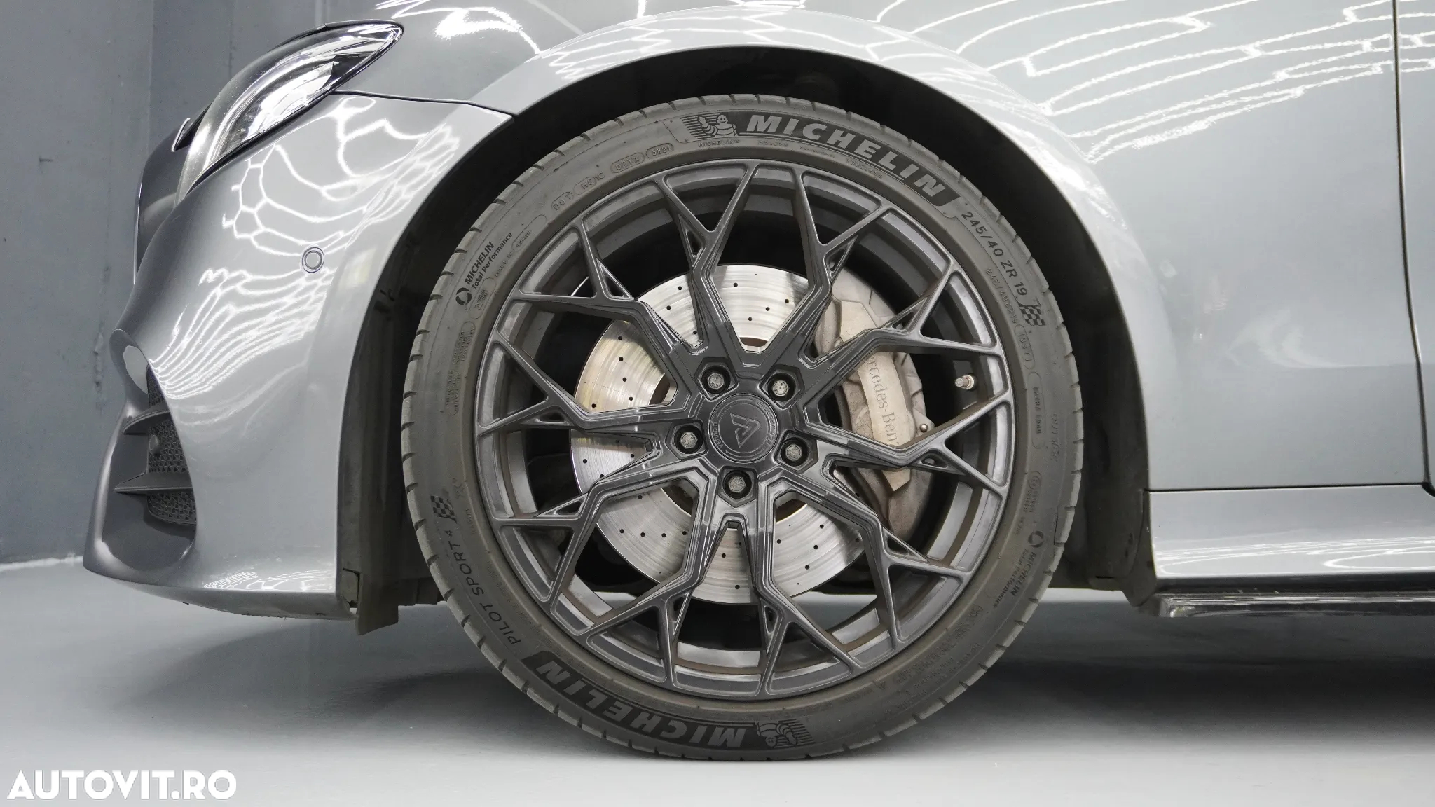 Mercedes-Benz E 400 Coupe 4MATIC Aut. - 7