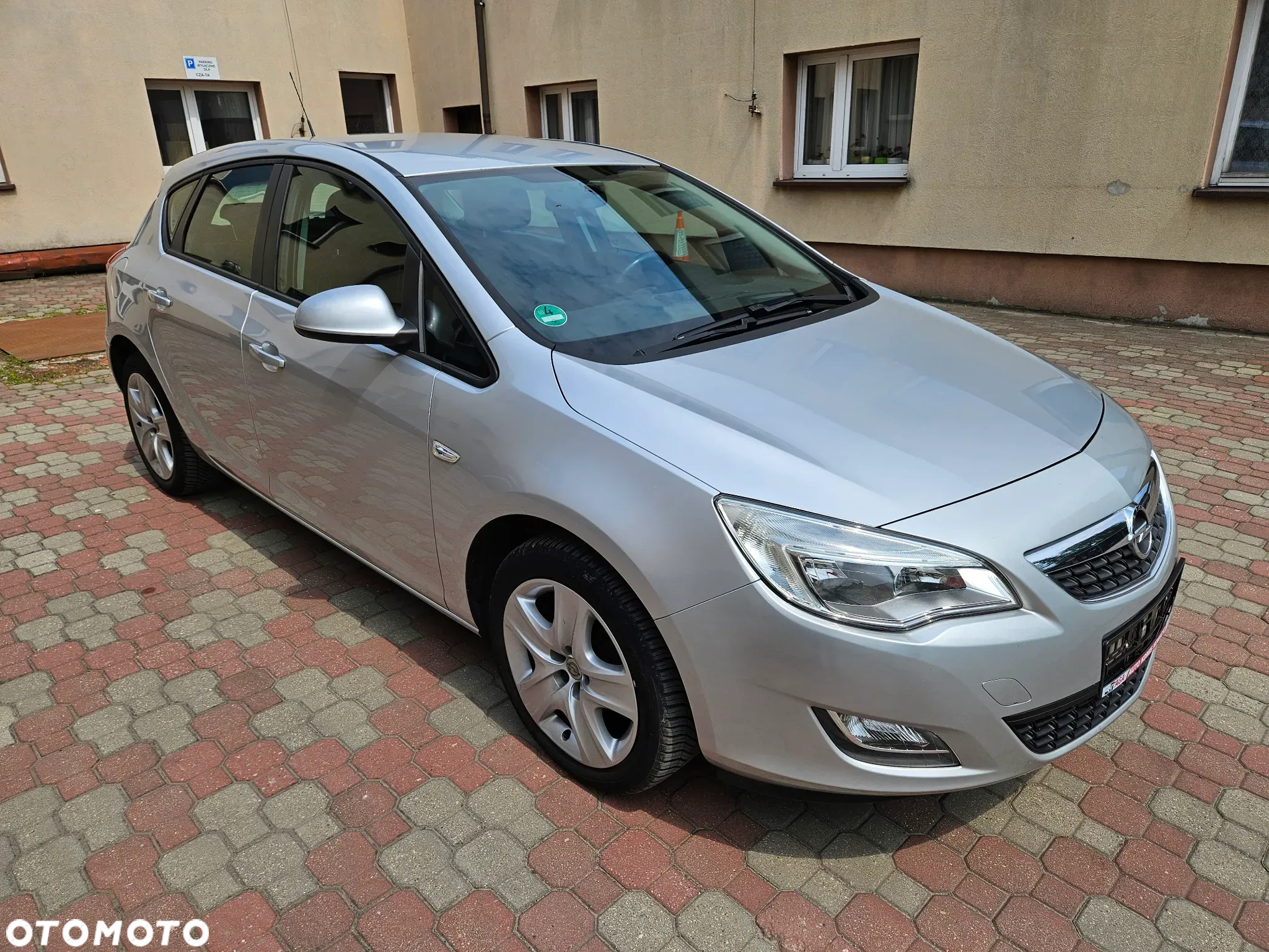 Opel Astra 1.4 Turbo Design Edition - 3