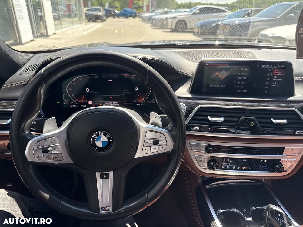 BMW Seria 7 740Li xDrive - 17