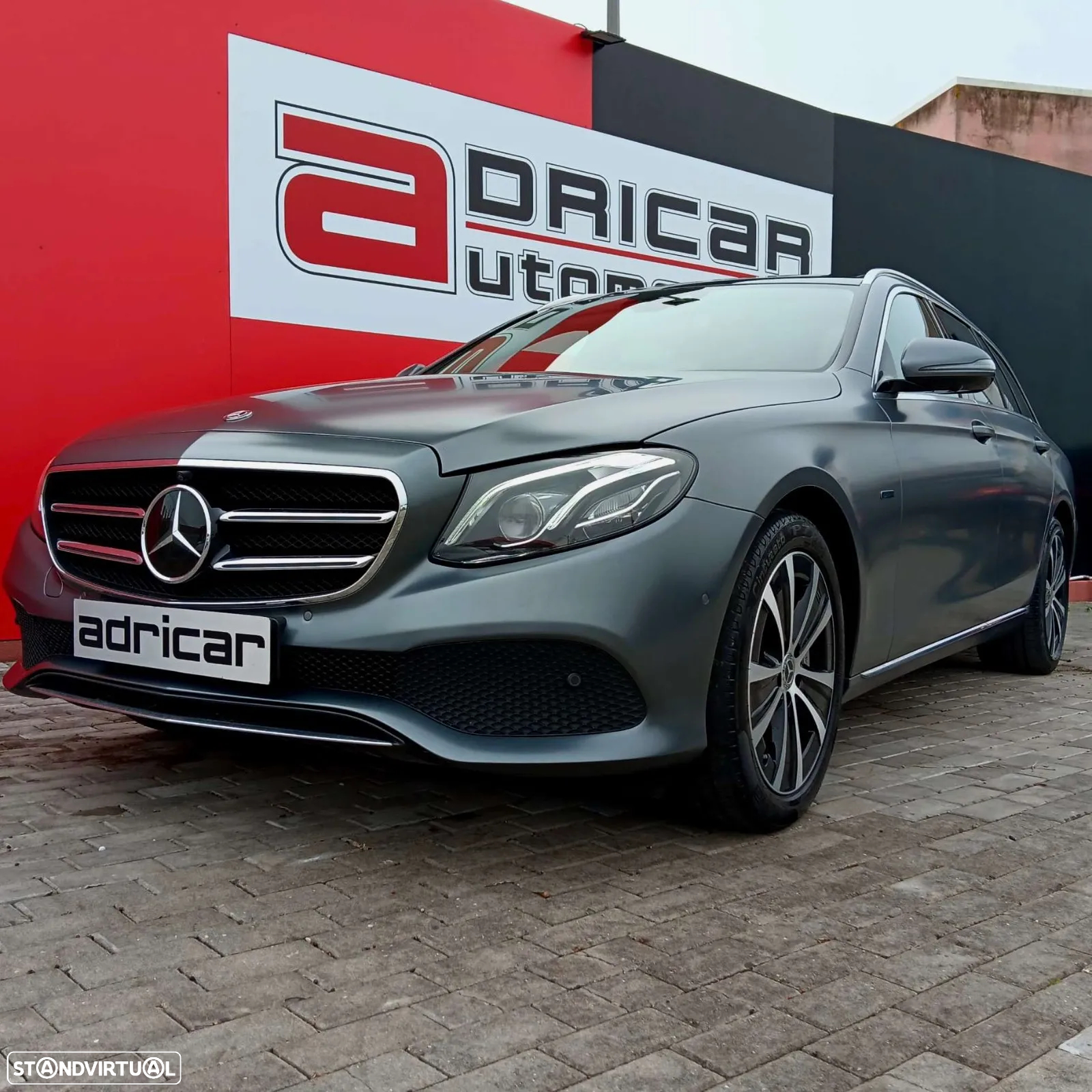 Mercedes-Benz E 300 de Avantgarde - 53