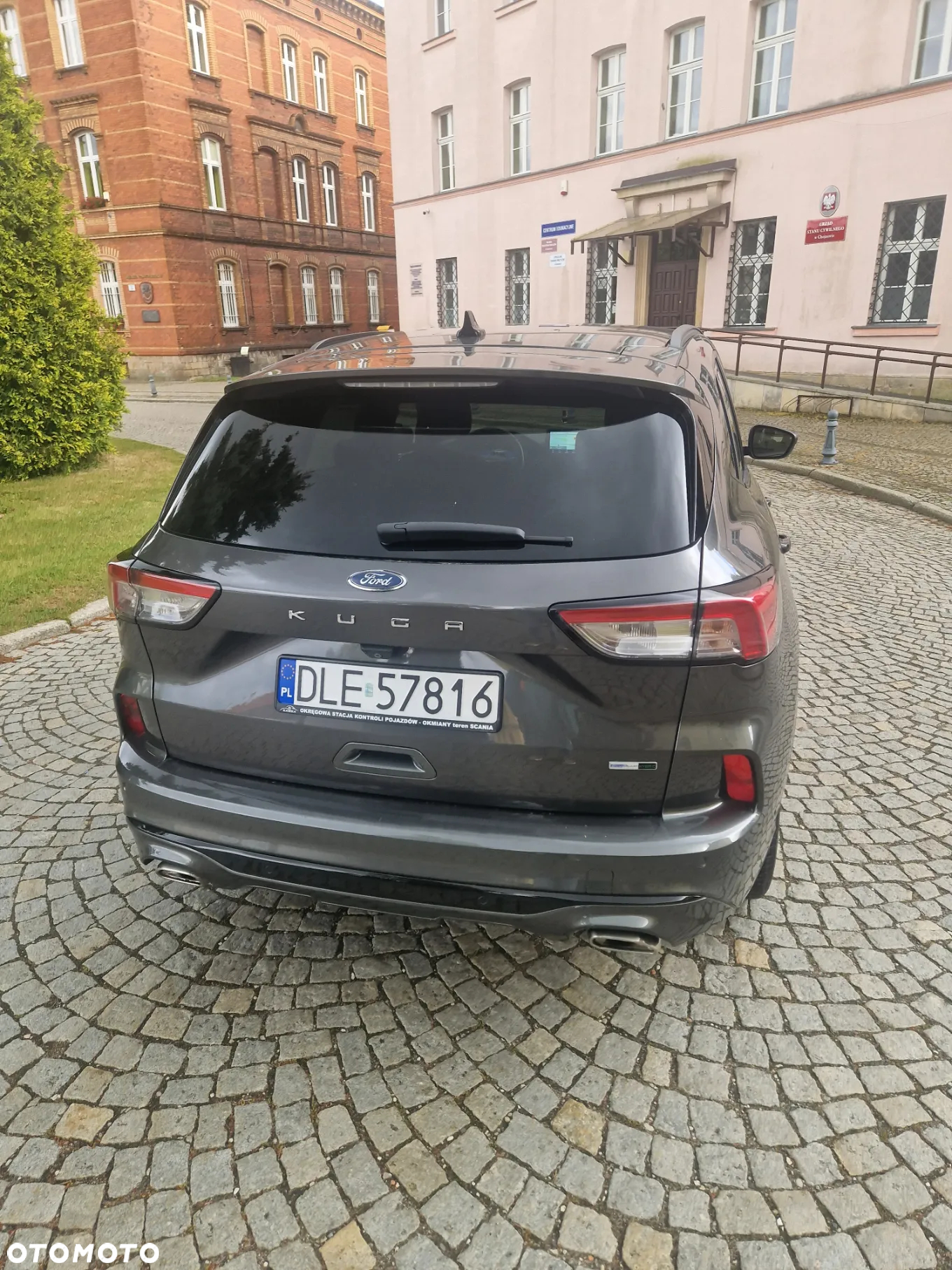 Ford Kuga - 4