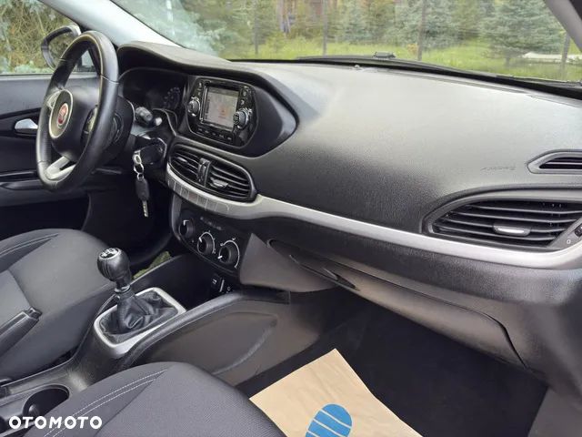 Fiat Tipo 1.4 T-Jet 16v Easy - 9