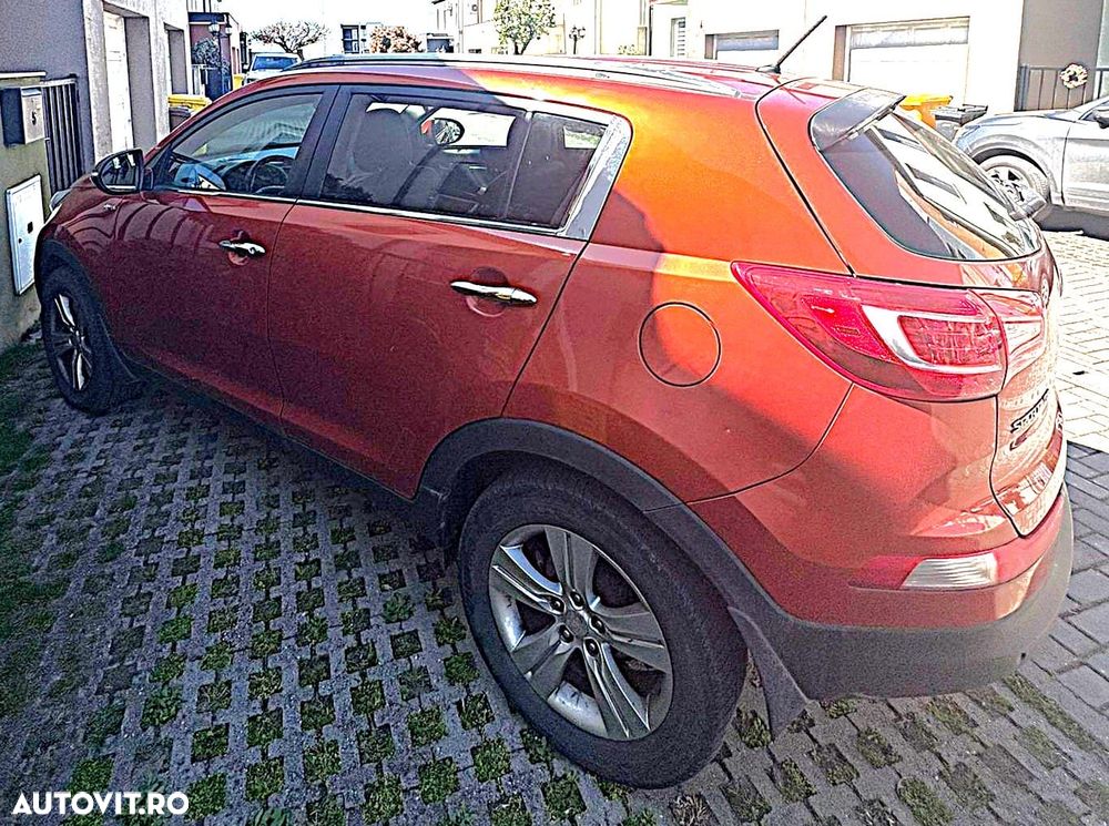 Kia Sportage 2.0 DSL MT 4x4 PREMIUM - 2
