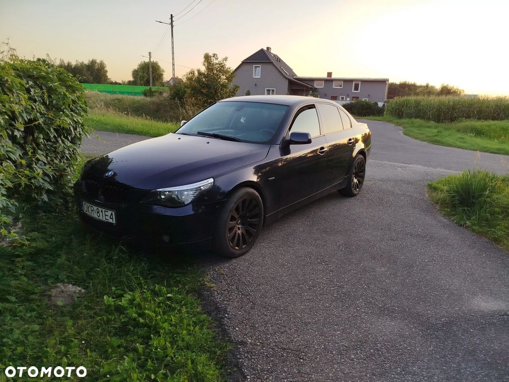 BMW Seria 5 520i - 1