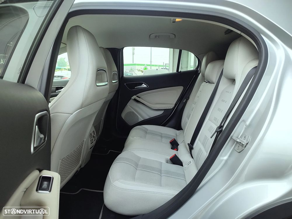 Mercedes-Benz GLA 180 CDI Style - 8