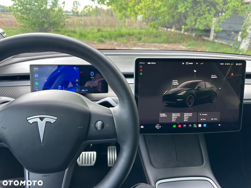 Tesla Model Y Performance AWD - 30