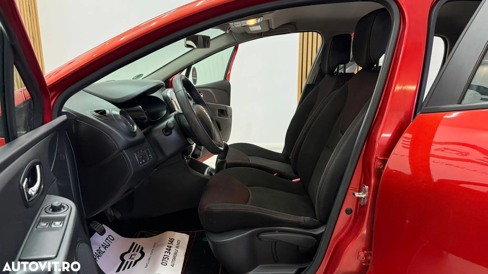 Renault Clio Estate 0.9 TCe Authentique - 14