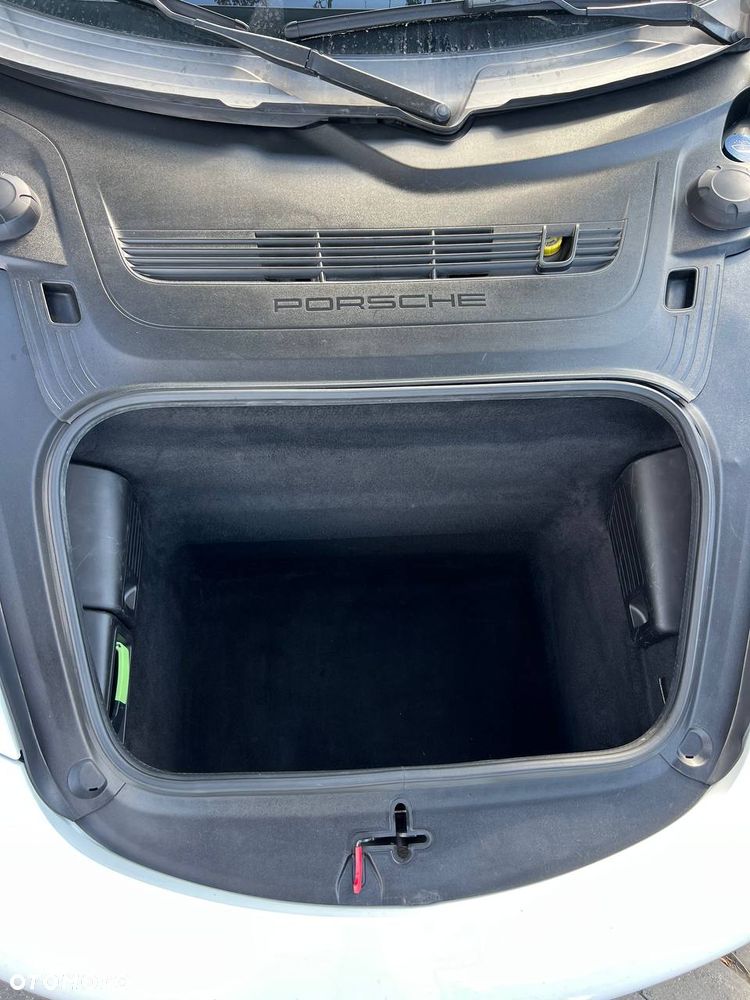 Porsche 911 Carrera 4S PDK - 13