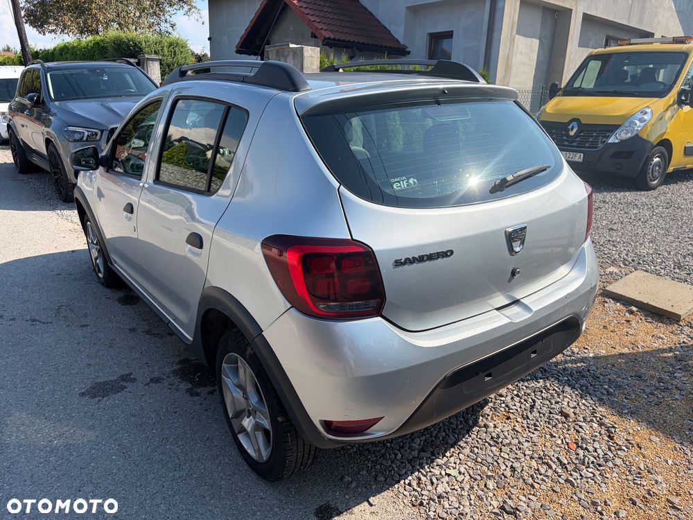 Dacia Sandero Stepway - 12