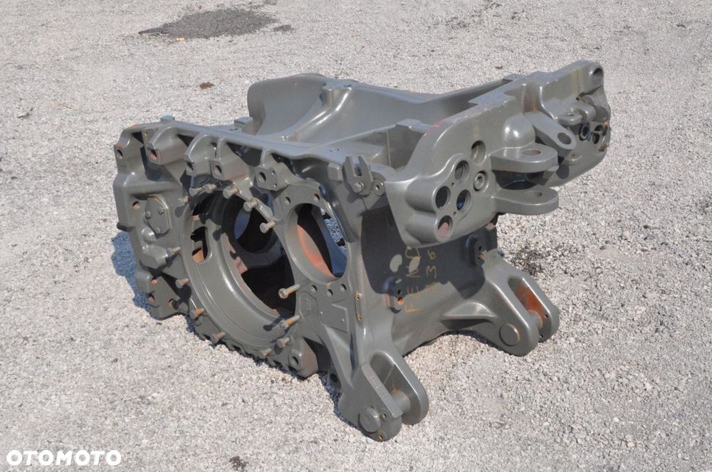 Obudowa Przedniego Mostu Fendt 936 939 - 3