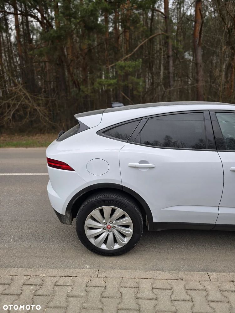 Jaguar E-Pace P250 AWD R-Dynamic - 15
