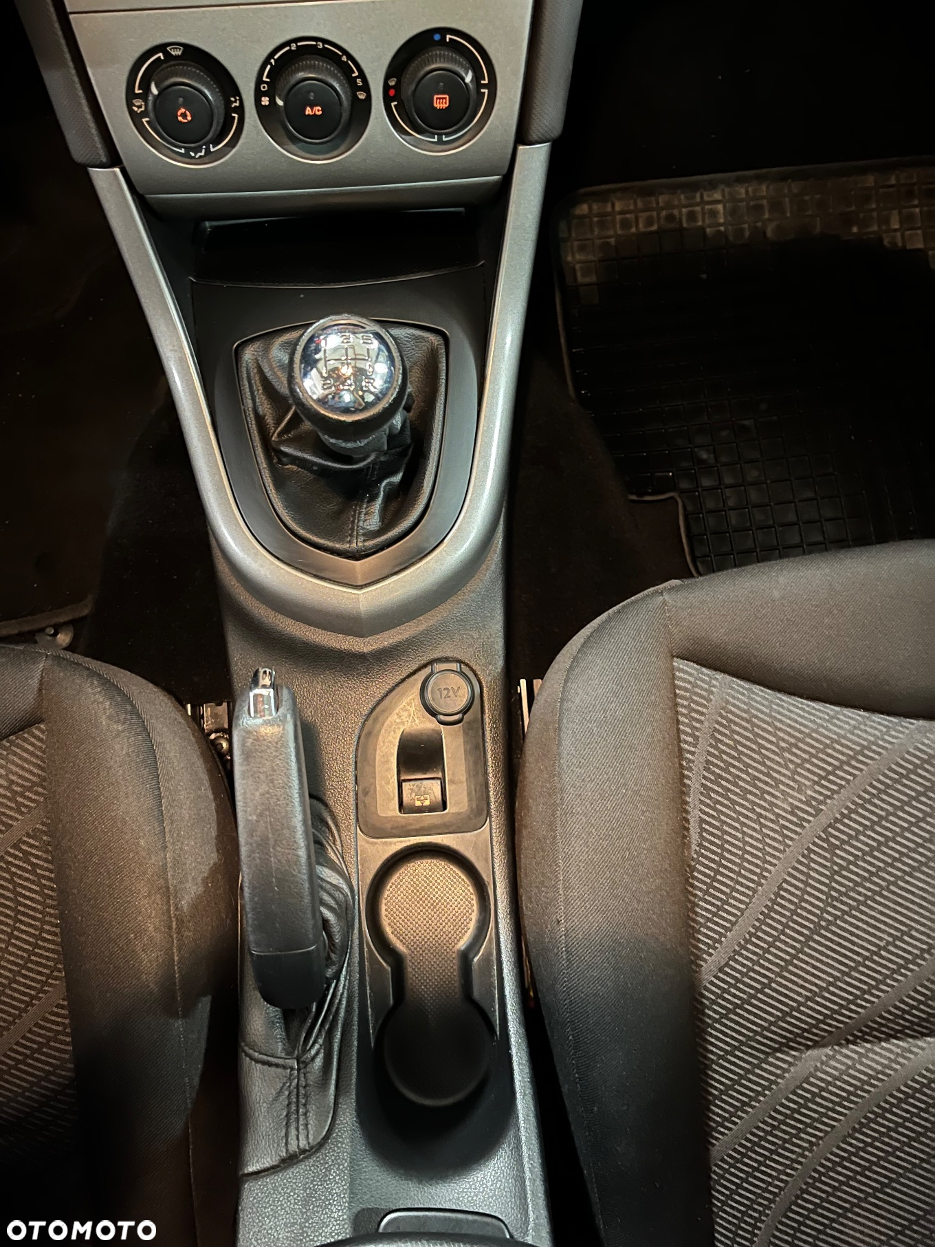 Peugeot 308 1.6 HDi Style - 19