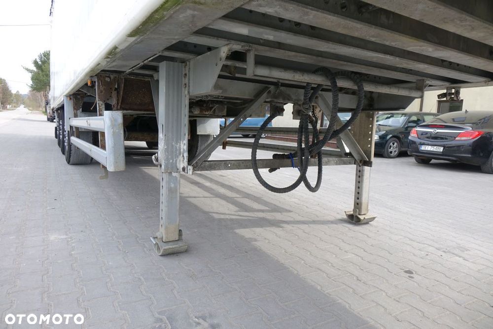 Stas RUCHOMA PODŁOGA / 82m3 / OSIE MERCEDES / ALUMINIOWE FELGI - 9