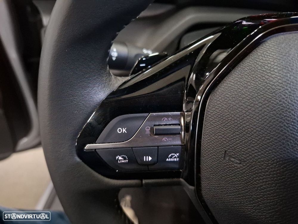 Peugeot 308 SW 1.2 Hybrid Allure e-DCS6 - 15