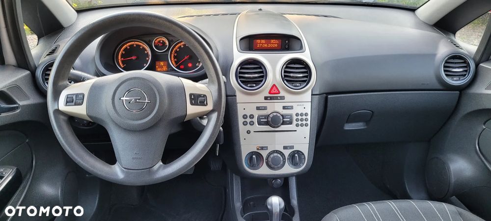 Opel Corsa - 22