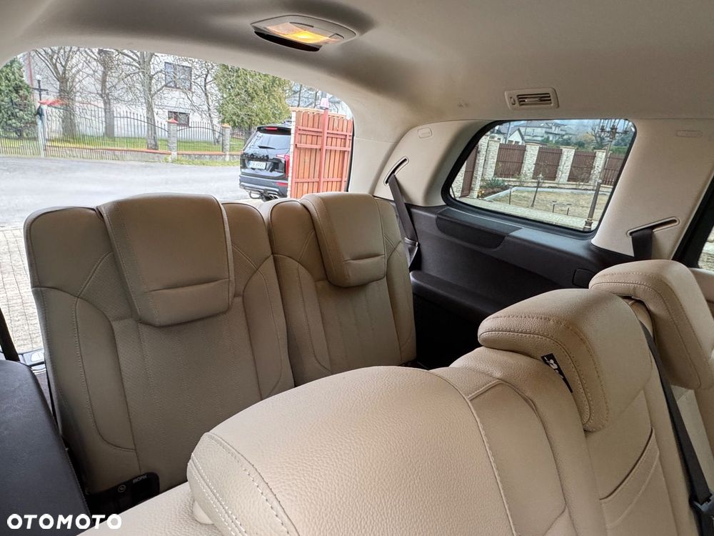 Mercedes-Benz GLS - 16