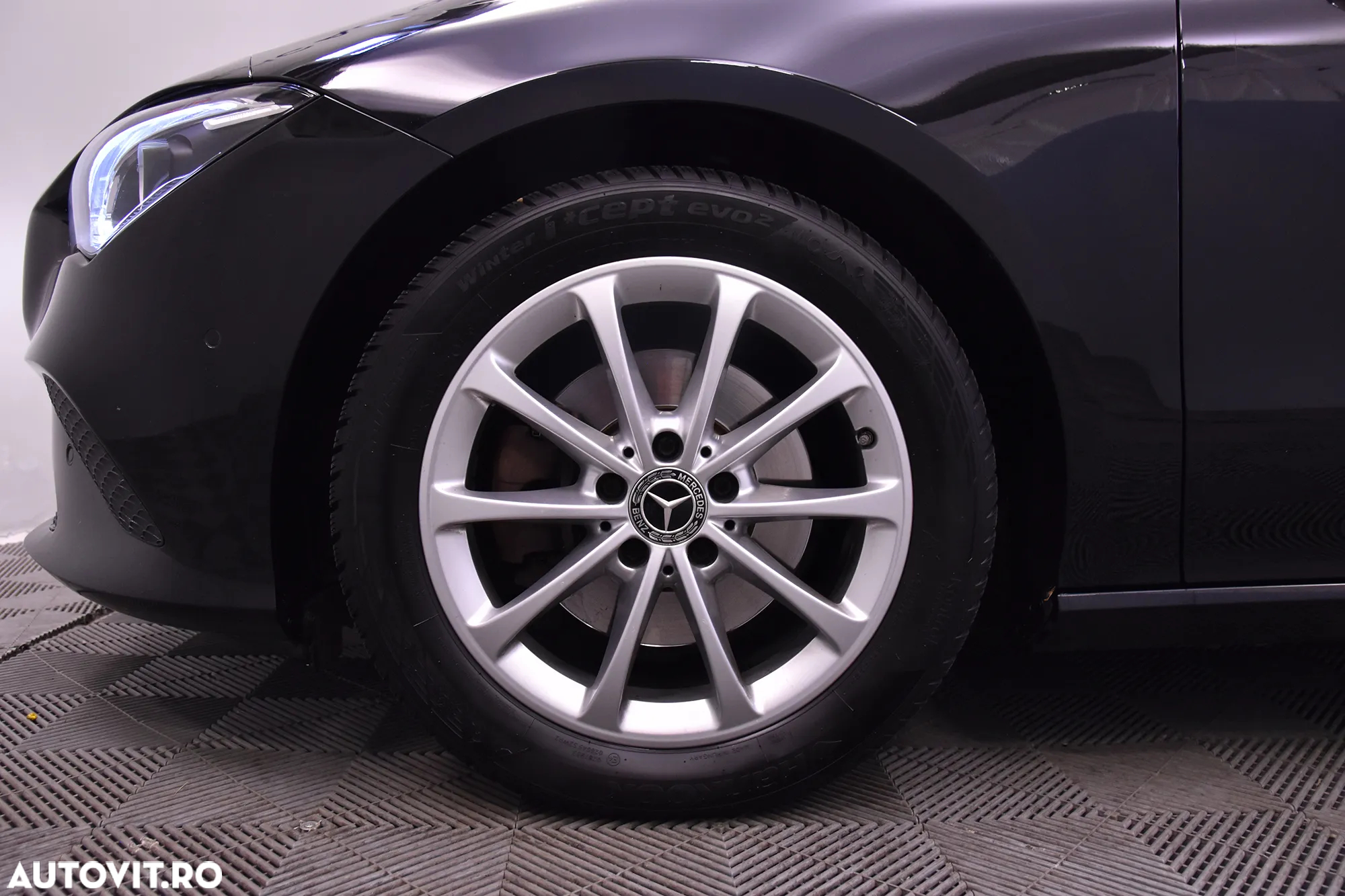 Mercedes-Benz CLA 200 7G-DCT - 13