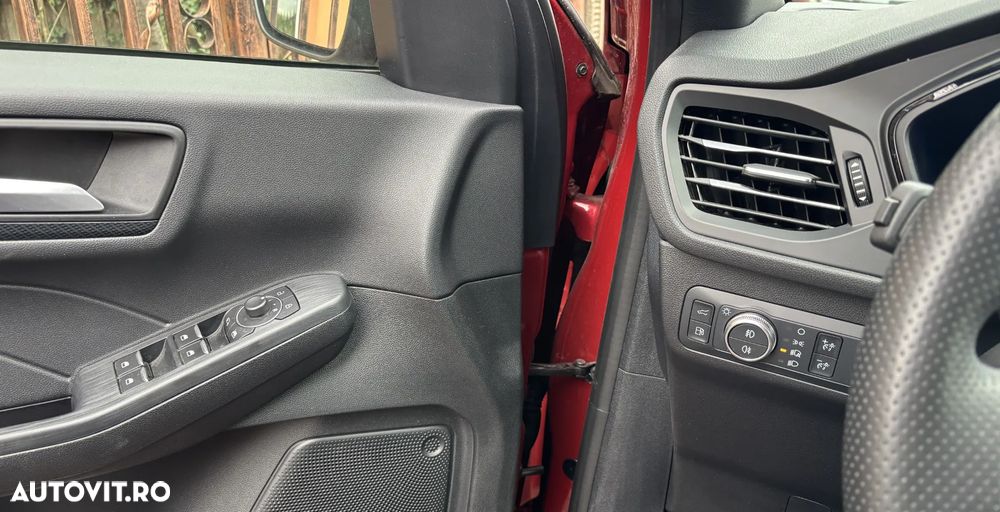 Ford Kuga 2.5 Duratec PHEV ST Line X - 23