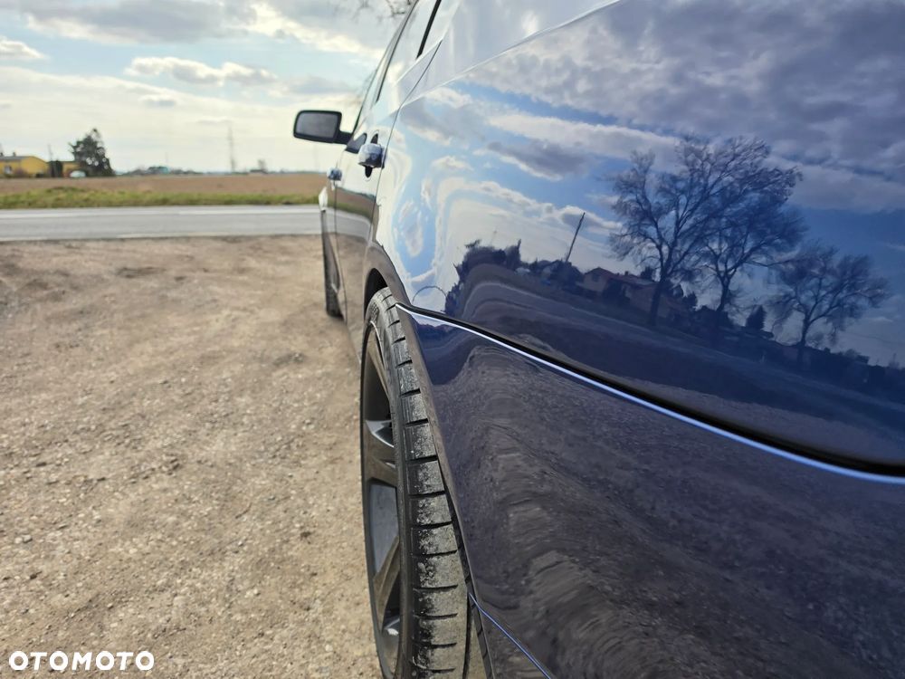 BMW Seria 5 545i - 14