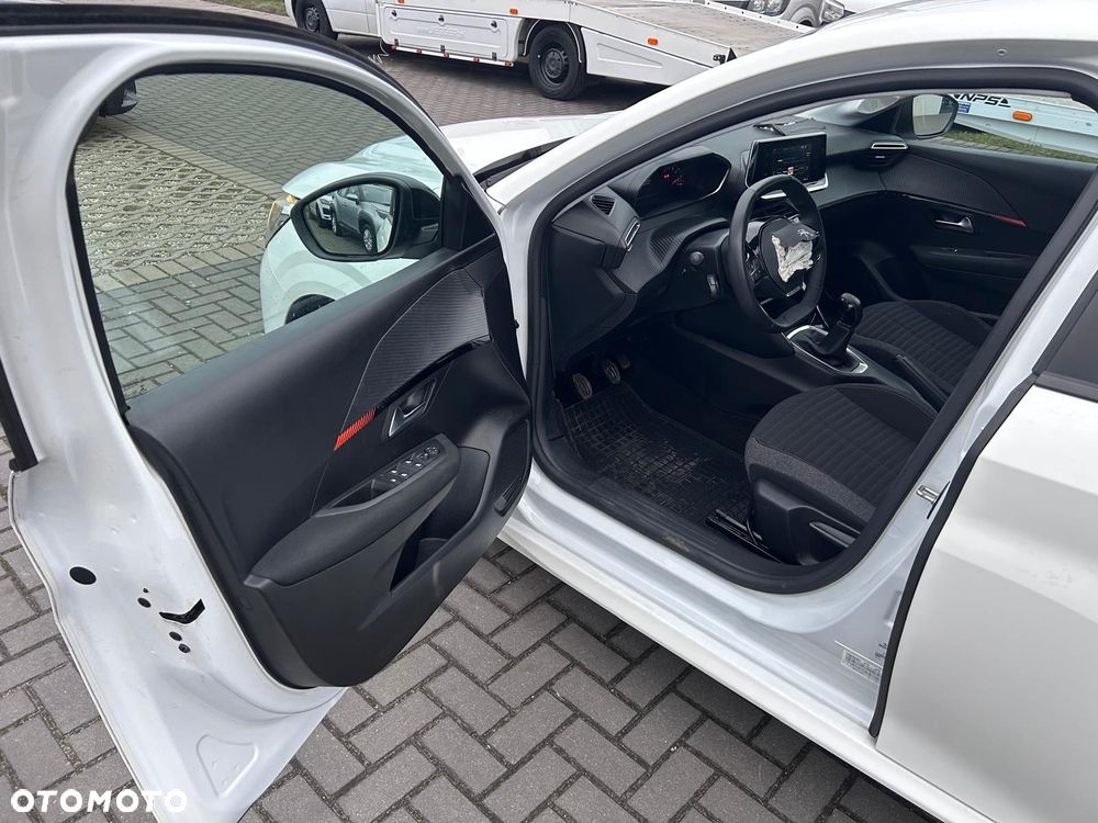 Peugeot 208 1.2 PureTech Active S&S - 11