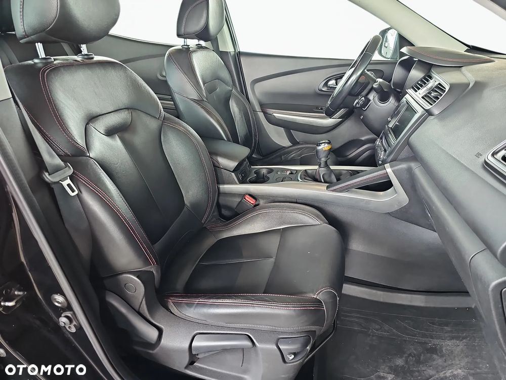 Renault Kadjar 1.2 Energy TCe Night&Day - 25