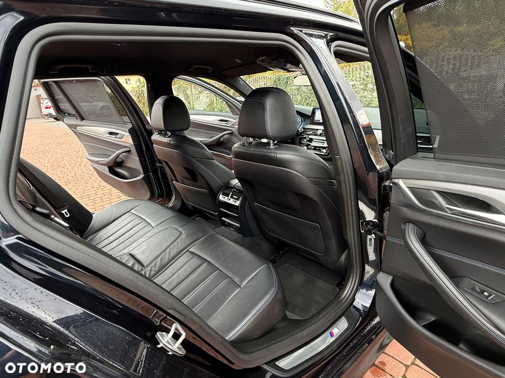 BMW Seria 5 520d Touring M Sport Edition - 27