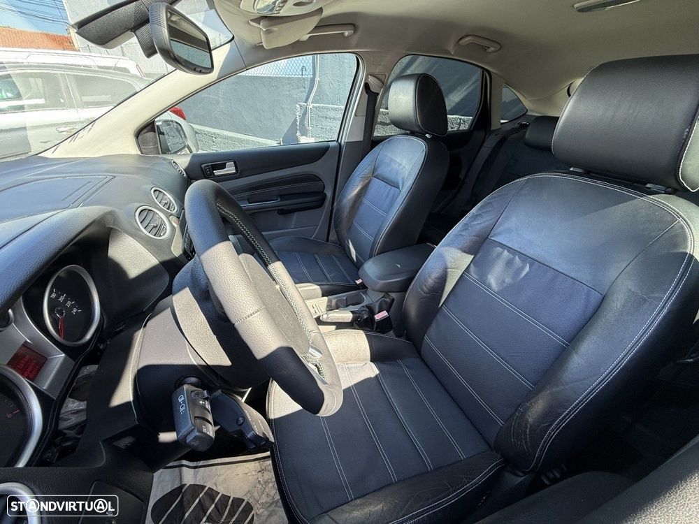 Ford Focus 1.6 TDCi Titanium - 2
